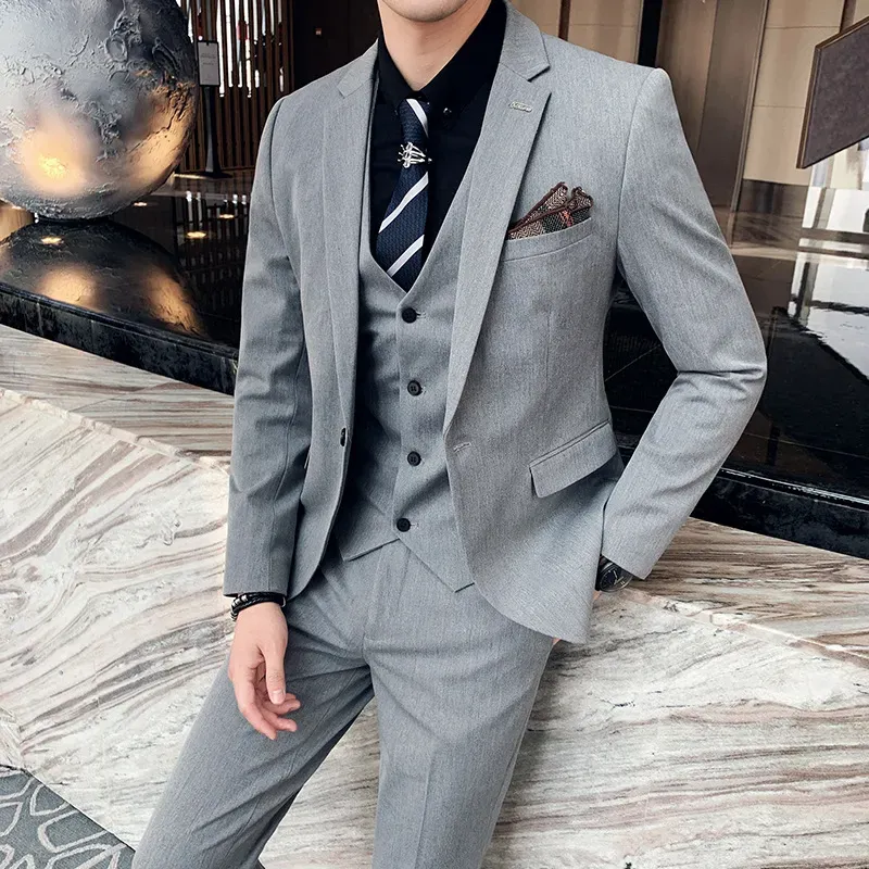 Custom Made 3-Piece Suit